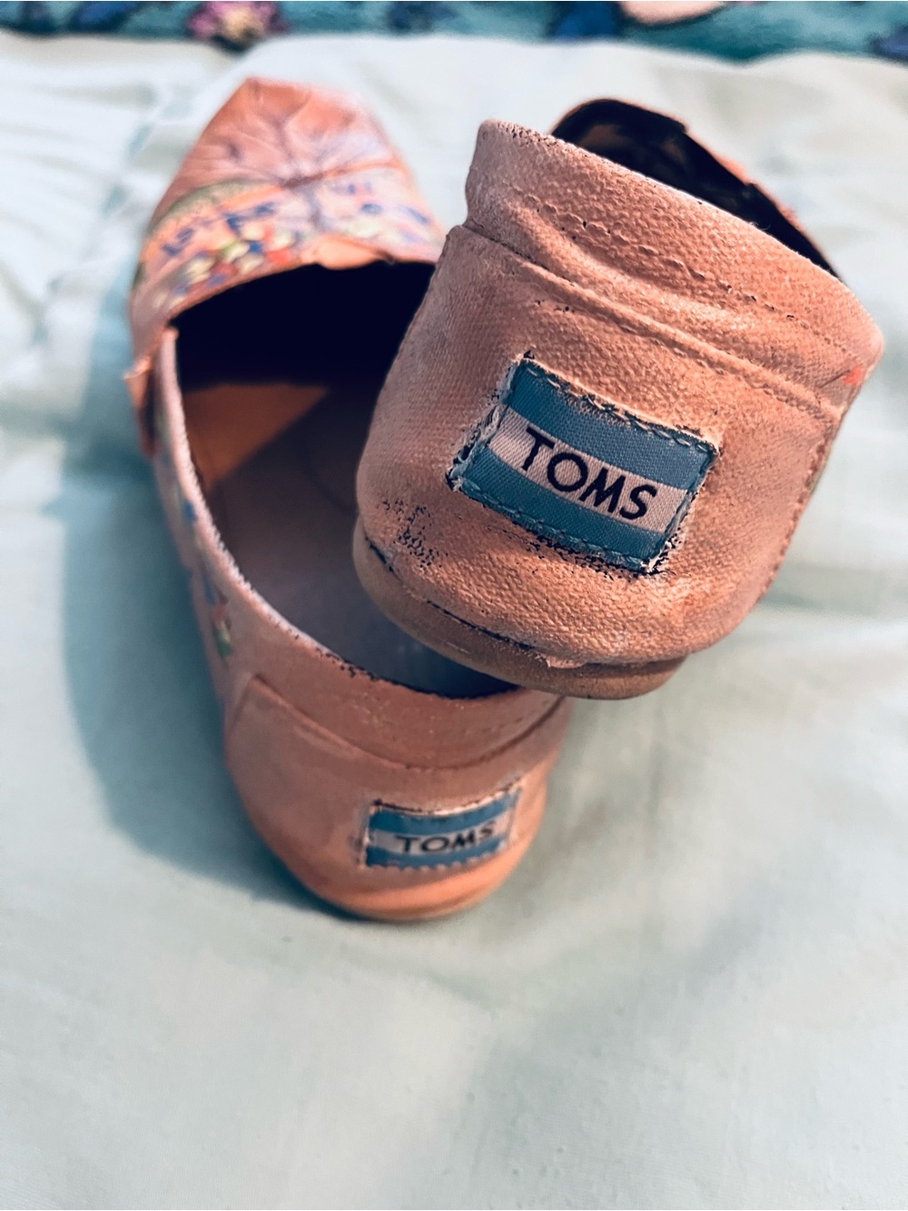Hand-Painted Tan Tom’s Canvas Slip-On Flats - Rooted Tree Artwork - Picture 3 of 4